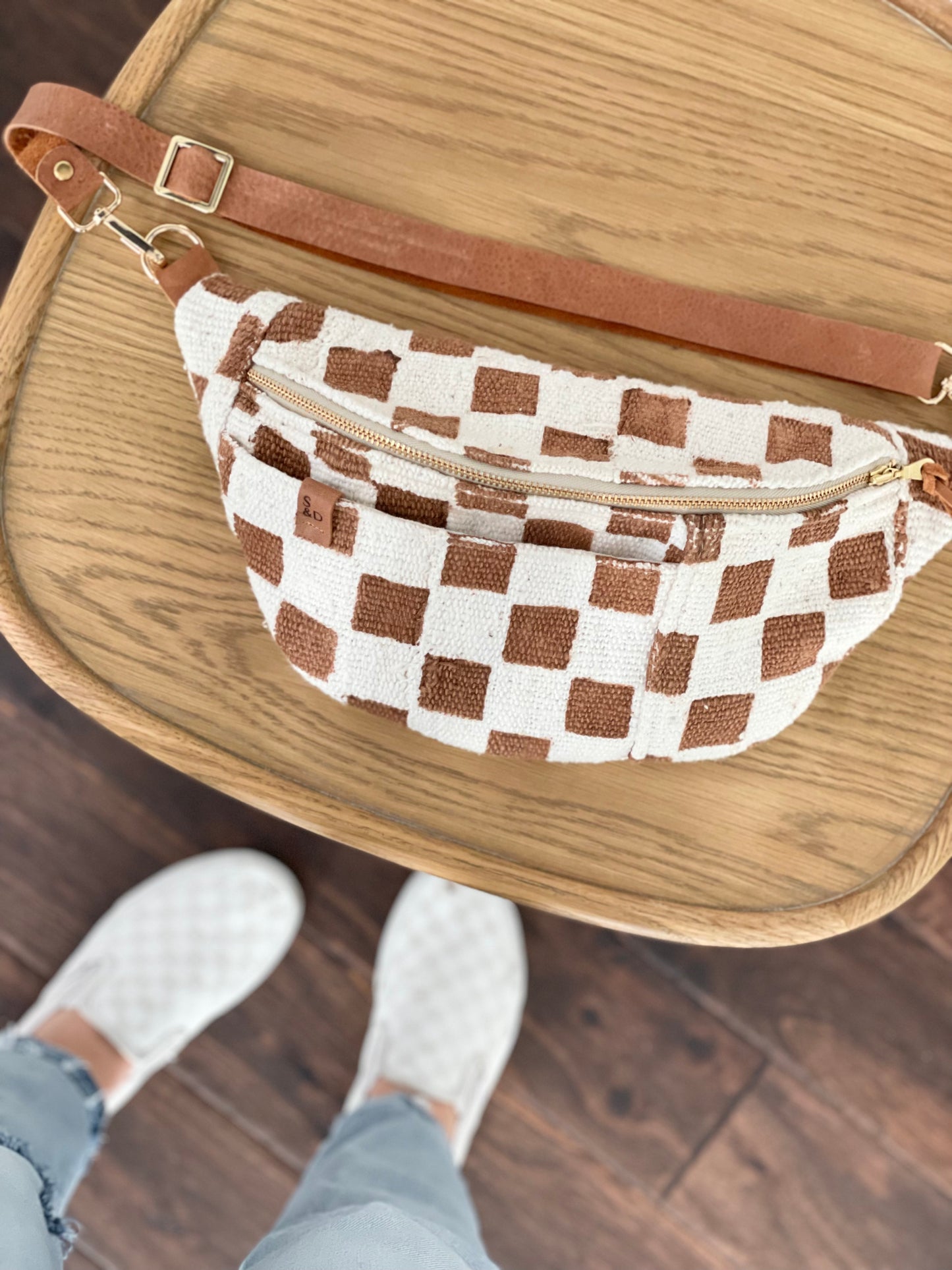 Layla Sling Bag